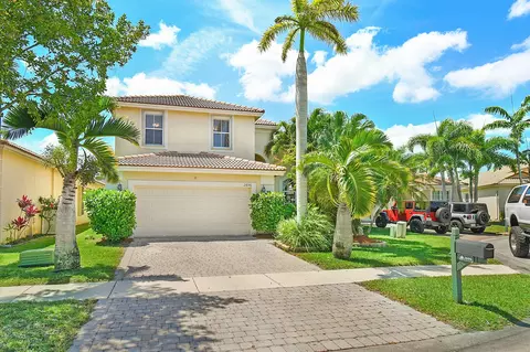 2696 SE Castle Pine Pl, Stuart, FL 34997 photo 2