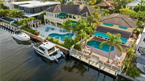 629 SE Riviera Dr, Fort Lauderdale, FL 33301