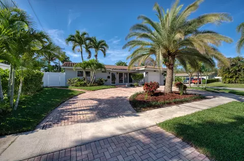 802 SE 16th St, Deerfield Beach, FL 33441