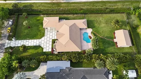7272 NW 65th Ter, Parkland, FL 33067