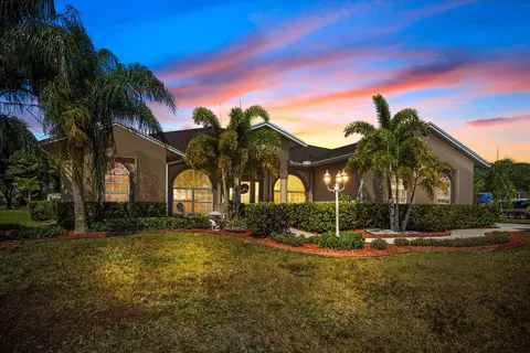 3819 SW Revere Ct, Port Saint Lucie, FL 34953