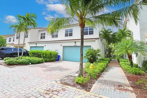 Undisclosed, Pembroke Pines, FL 33028