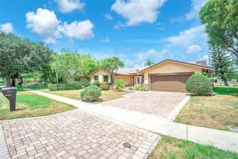 1641 SW 54 Ter, Plantation, FL 33317