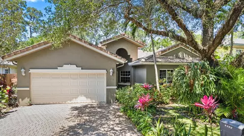1439 SW 11th Pl, Fort Lauderdale, FL 33312