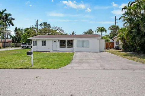 1490 NE 30th St, Pompano Beach, FL 33064 photo 5