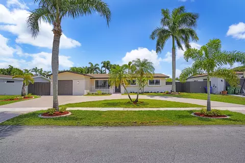 1931 NW 86th Ter, Pembroke Pines, FL 33024