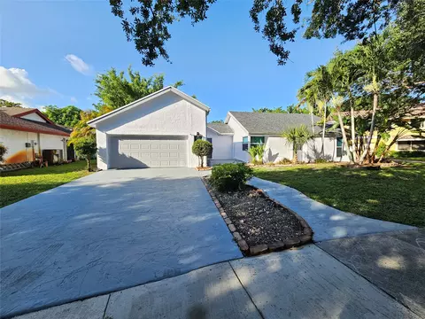 12204 Melissa Way, Hollywood, FL 33026