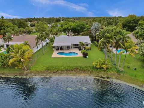 3607 Bridge Rd, Hollywood, FL 33026