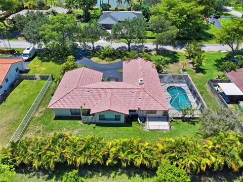11261 NW 33rd St, Coral Springs, FL 33065