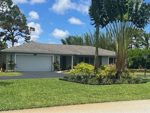 3015 Sherwood Blvd, Delray Beach, FL 33445