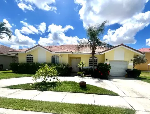 7615 NW 99th Ter, Tamarac, FL 33321