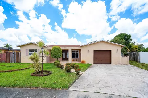 870 SW 49th Cir, Margate, FL 33068
