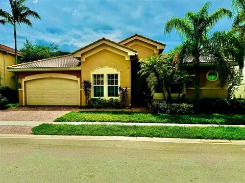 4638 SW 183rd Ave, Miramar, FL 33029