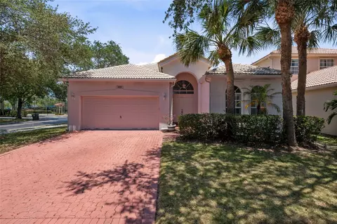 4839 NW 22nd Pl, Coconut Creek, FL 33063