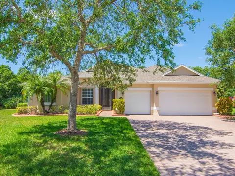 6245 Padington Pl, Vero Beach, FL 32967