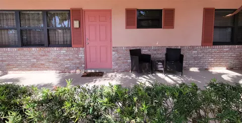 2451 NE 49 St #101, Fort Lauderdale, FL 33308