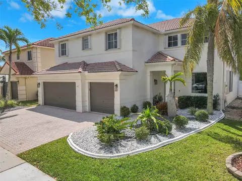 1141 Birchwood Rd, Weston, FL 33327