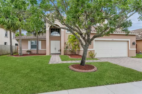 952 SW 191st Ave, Pembroke Pines, FL 33029