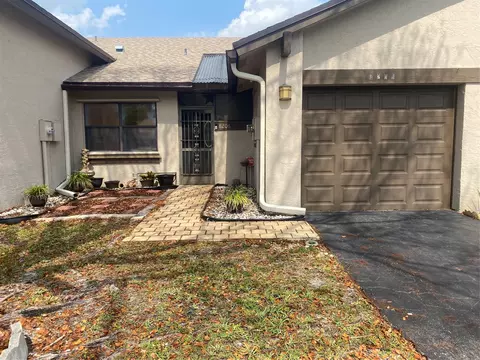 8206 NW 100th Dr, Tamarac, FL 33321