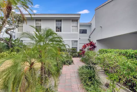 6229 Old Court Rd #206, Boca Raton, FL 33433