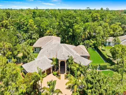 5910 NW 83rd Ter, Parkland, FL 33067