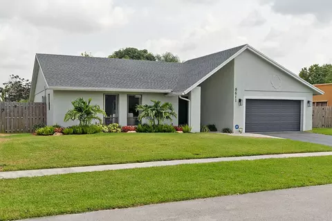 8611 NW 51st Ct, Lauderhill, FL 33351