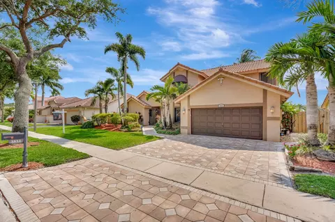 1851 NW 105th Ave, Plantation, FL 33322