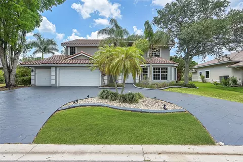 9910 NW 60th Pl, Parkland, FL 33076