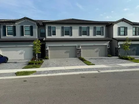 2250 Appleton Cir S, Oakland Park, FL 33309