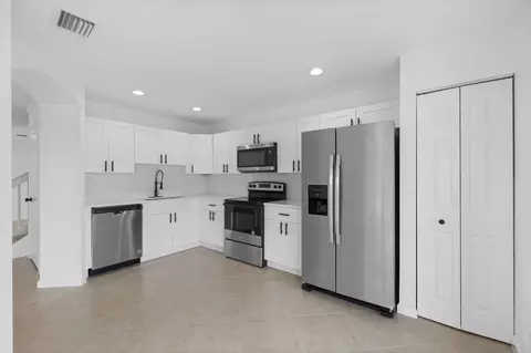 8024 Big Pine Way #8024, Riviera Beach, FL 33407