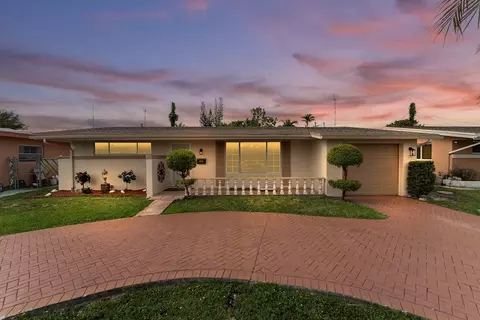 6612 Dahlia Dr, Miramar, FL 33023