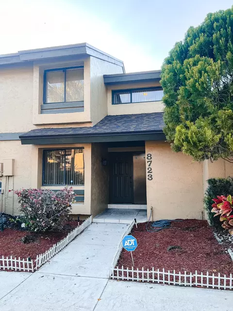 8723 Cleary Blvd #8723, Plantation, FL 33324