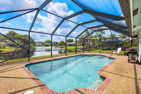 5750 SW 88th Ave, Cooper City, FL 33328