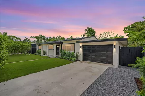 400 NE 26th St, Wilton Manors, FL 33305