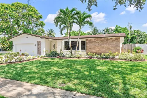 5291 SW 5th St, Plantation, FL 33317