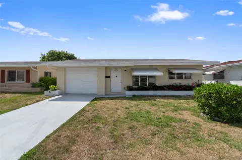 4956 NW 48th Ter, Tamarac, FL 33319