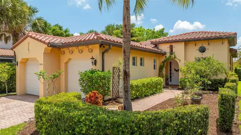 8284 NW 125th Ln, Parkland, FL 33076