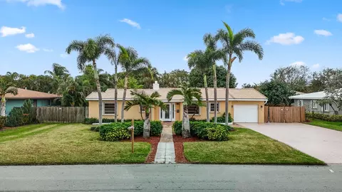 724 NE 2nd St, Pompano Beach, FL 33060