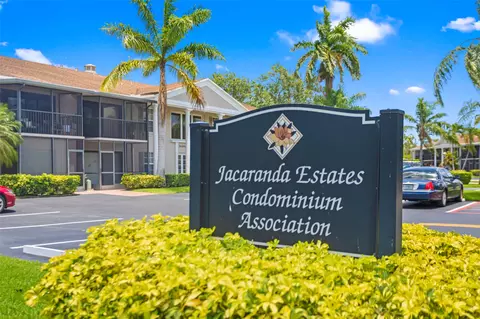 9001 Jacaranda Ln #108, Plantation, FL 33324