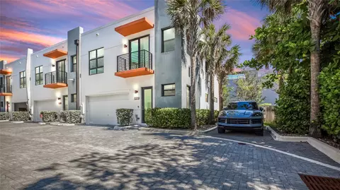 1037 NE 34th Ct #1037, Oakland Park, FL 33334