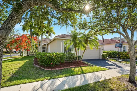 1727 Sycamore Ter, Weston, FL 33327