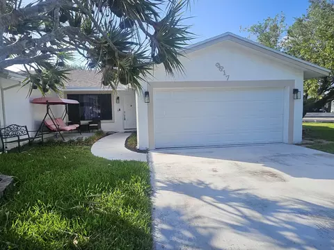 9617 NW 49th St, Sunrise, FL 33351