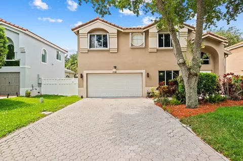 11238 Rhapsody Rd, Hollywood, FL 33026