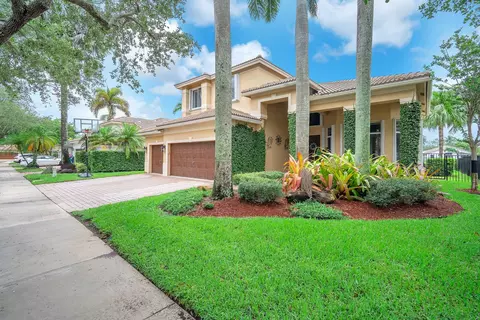2801 Oakbrook Mnr, Weston, FL 33332