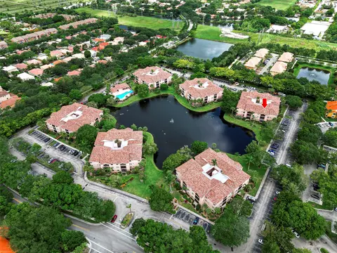 4161 Coral Tree Cir #162, Coconut Creek, FL 33073