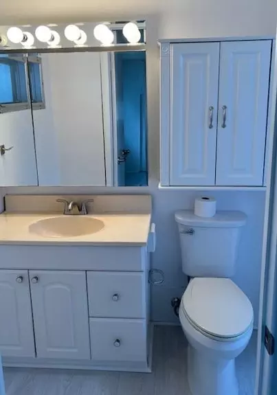 241 SEasy St, Stuart, FL 34994 photo 3
