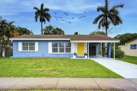 750 NW 38th St, Oakland Park, FL 33309