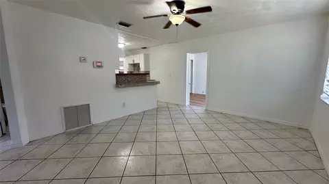 2541 NE 11th Ter, Pompano Beach, FL 33064 photo 3