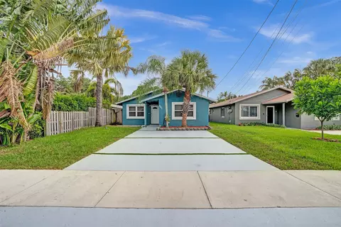 681 NE 34th St, Oakland Park, FL 33334