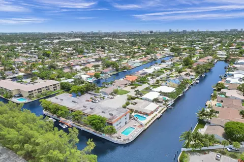 1400 NE 57th St #103, Fort Lauderdale, FL 33334